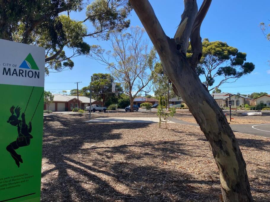 Entire House Between Marion /Flinders University Villa Sturt Exterior photo